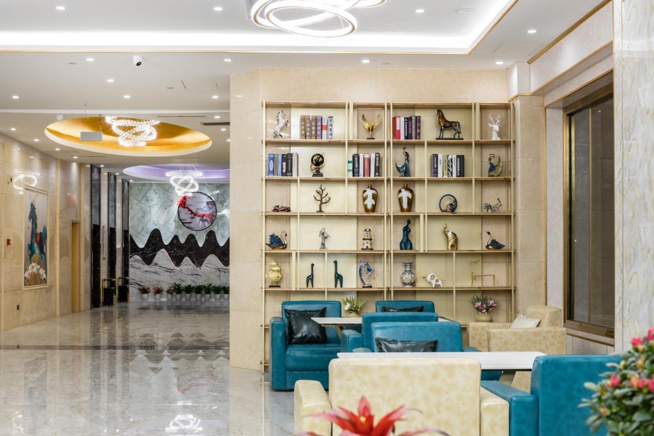 Wenhao Seaview Hotel Sanya Esterno foto