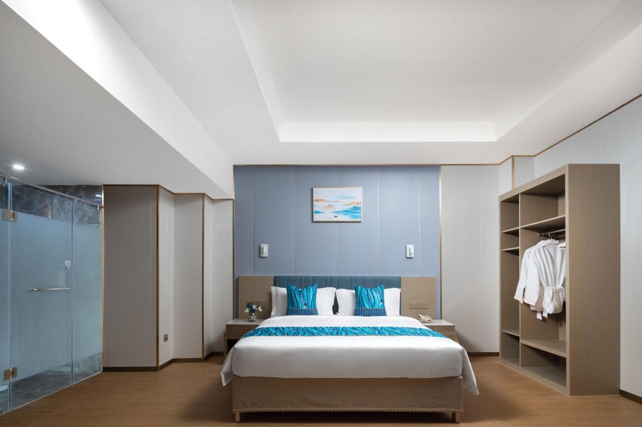 Wenhao Seaview Hotel Sanya Esterno foto