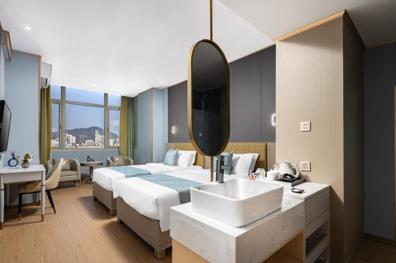 Wenhao Seaview Hotel Sanya Esterno foto