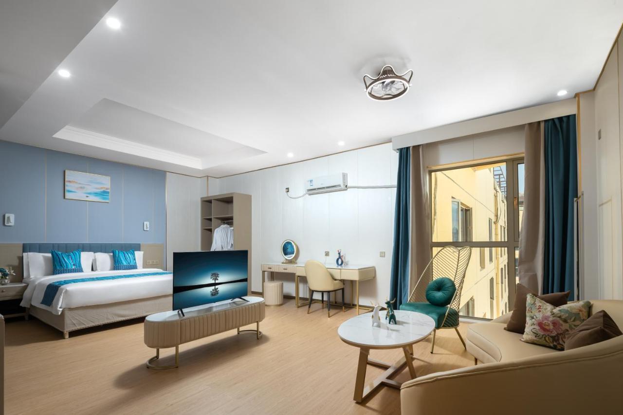Wenhao Seaview Hotel Sanya Esterno foto