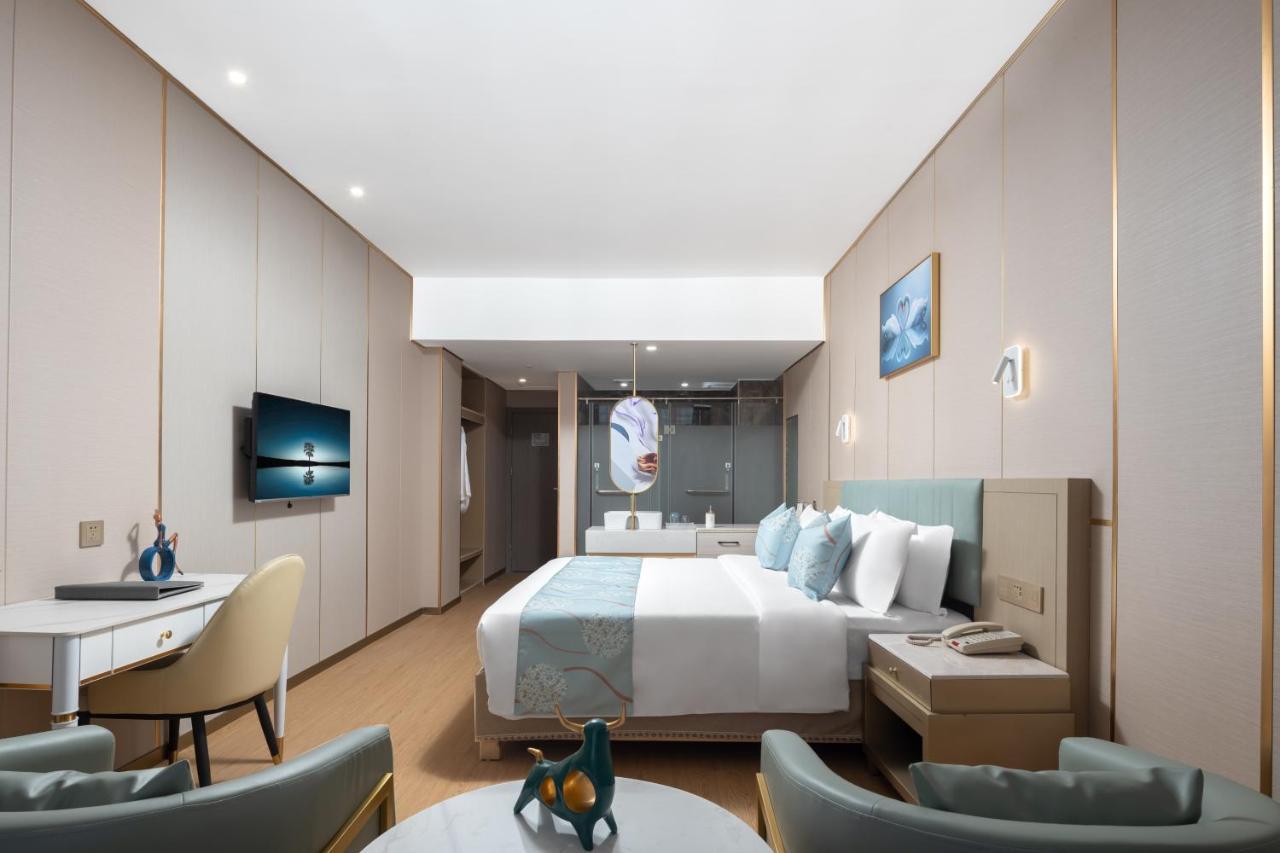 Wenhao Seaview Hotel Sanya Esterno foto