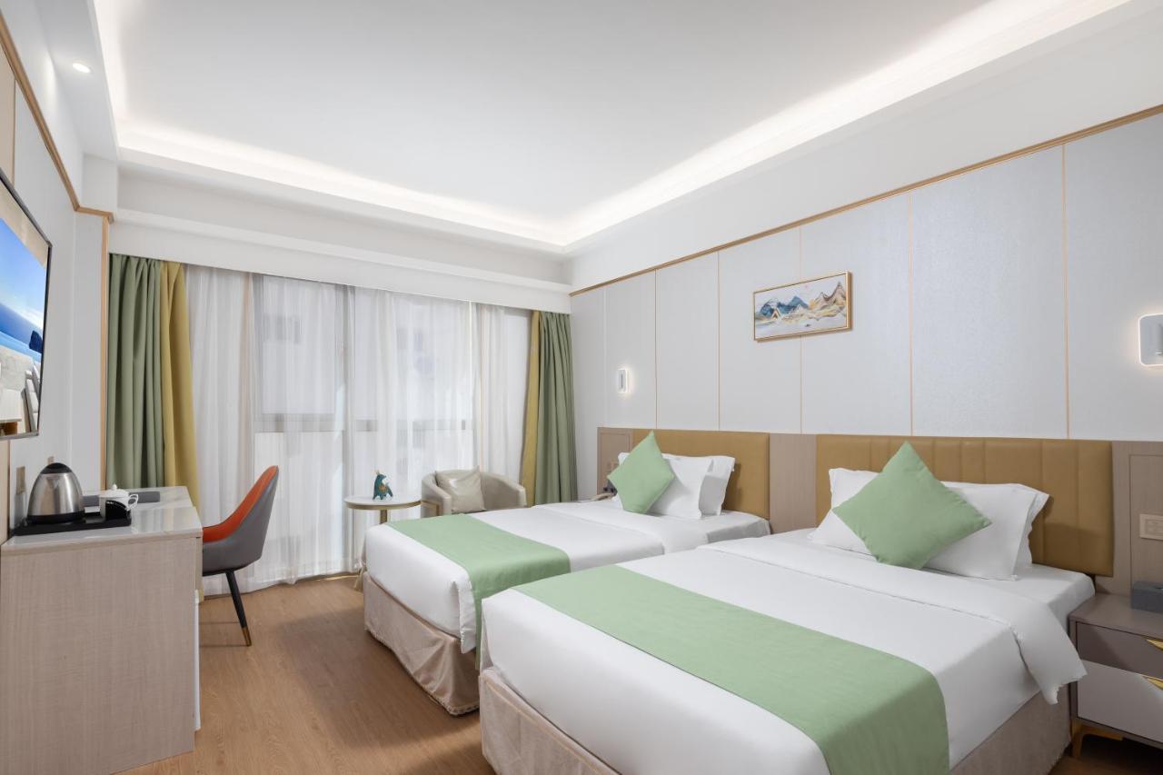 Wenhao Seaview Hotel Sanya Esterno foto
