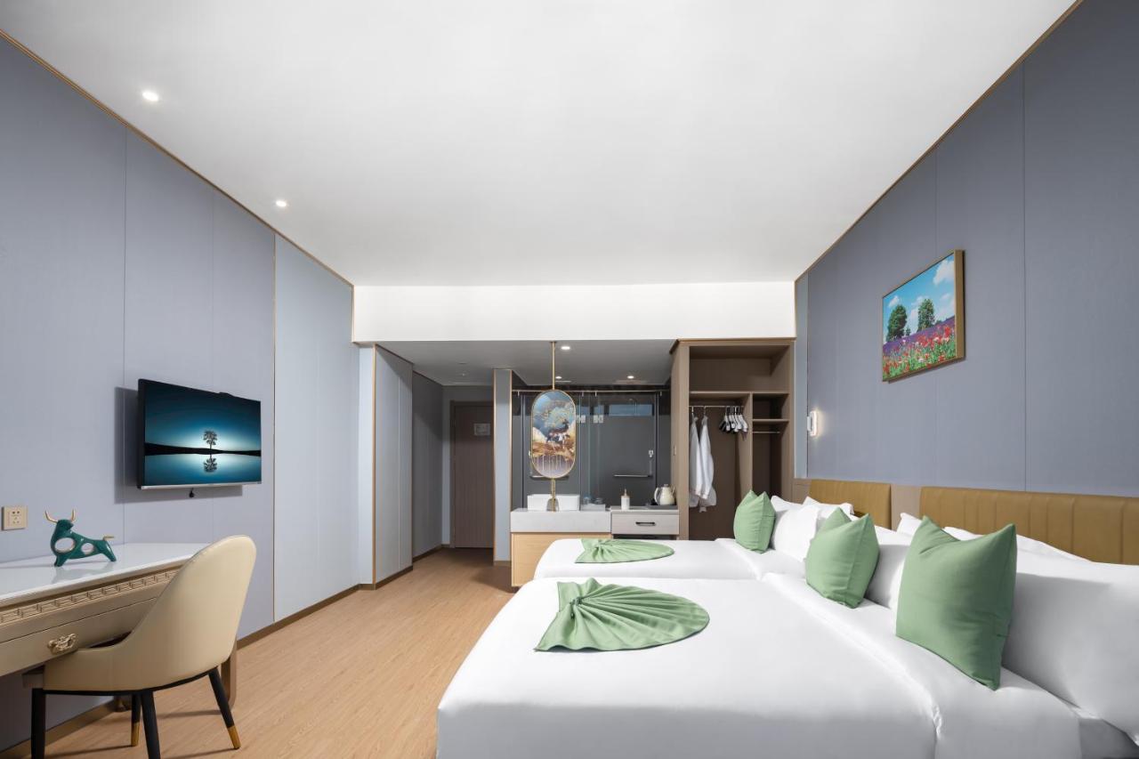 Wenhao Seaview Hotel Sanya Esterno foto