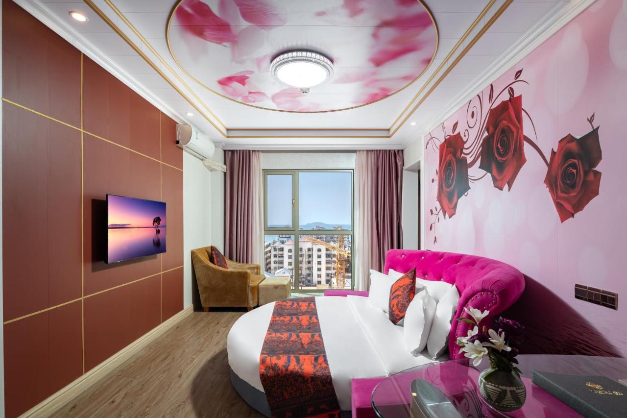 Wenhao Seaview Hotel Sanya Esterno foto