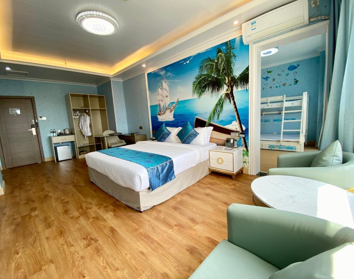 Wenhao Seaview Hotel Sanya Esterno foto