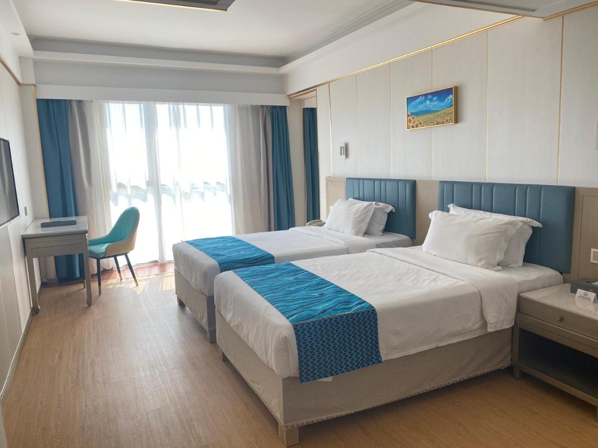 Wenhao Seaview Hotel Sanya Esterno foto