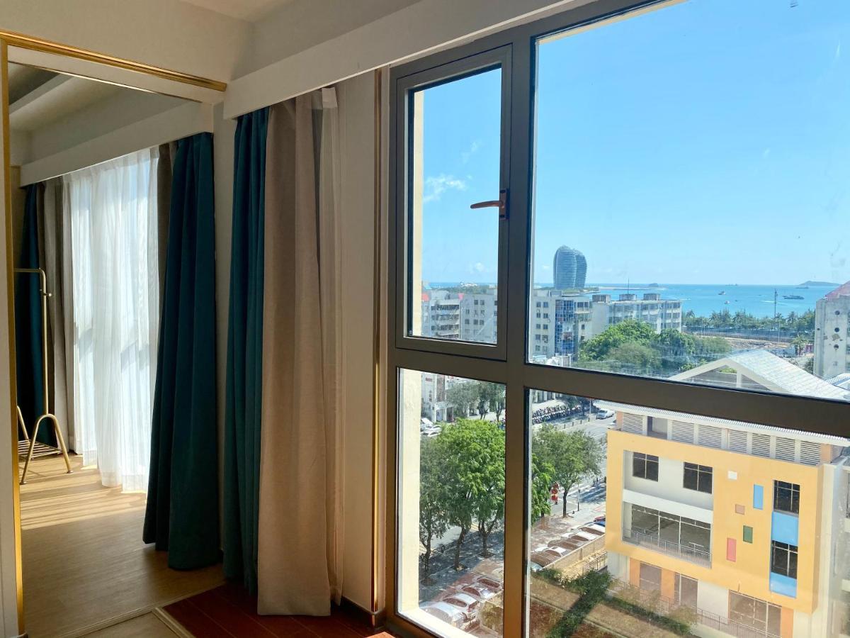 Wenhao Seaview Hotel Sanya Esterno foto